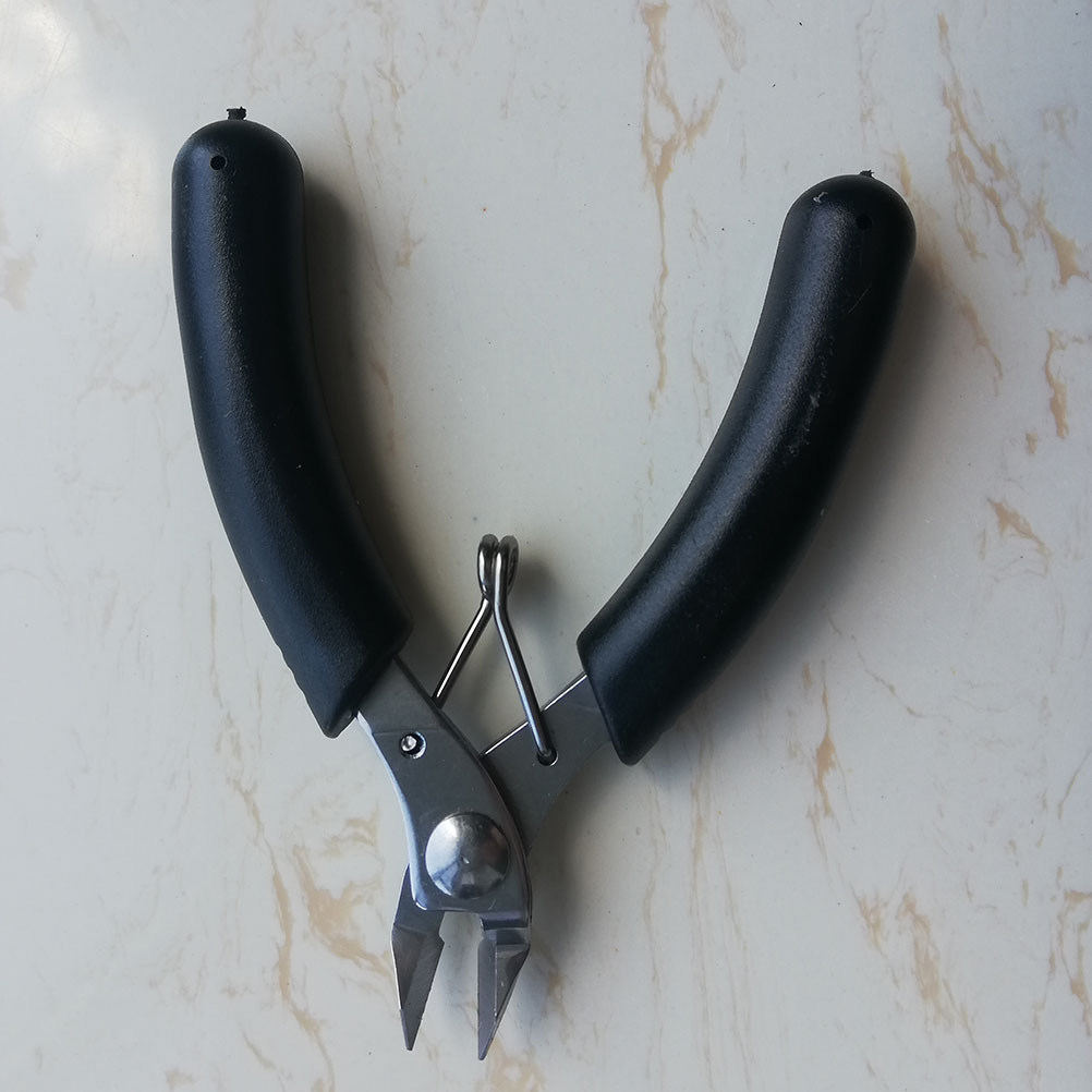 Badminton Question - Ergonomic Diagonal Pliers for Tennis Badminton