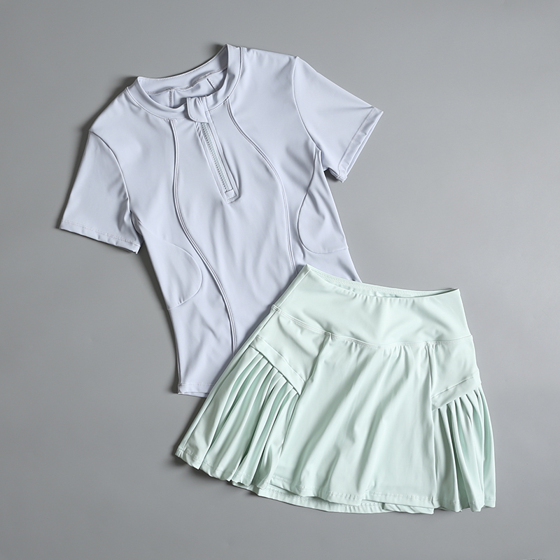 Running sports suit for women  - Badminton Question 评论和价格